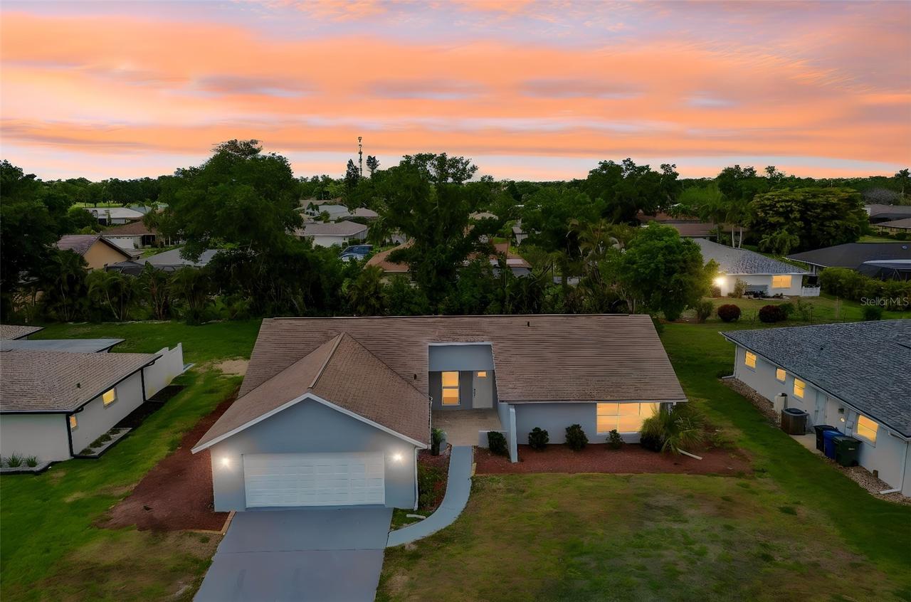 1023 Deer Run, Venice, FL 34293