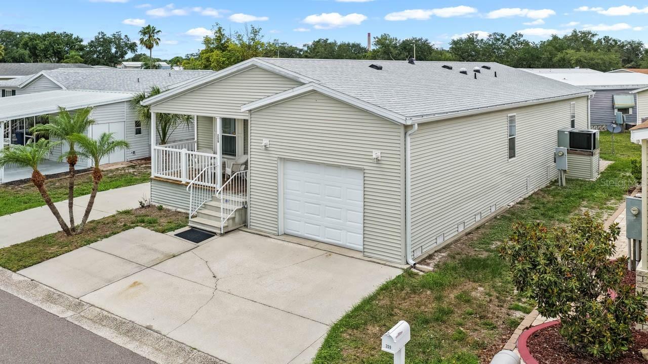 209 S Port Royal Ln., Apollo Beach, FL 33572