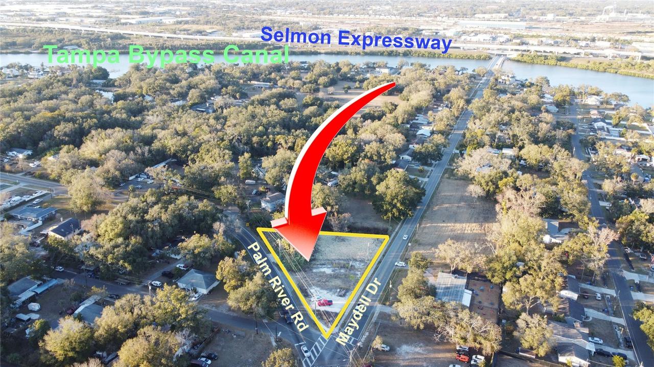 535 Maydell Dr., Tampa, FL 33619