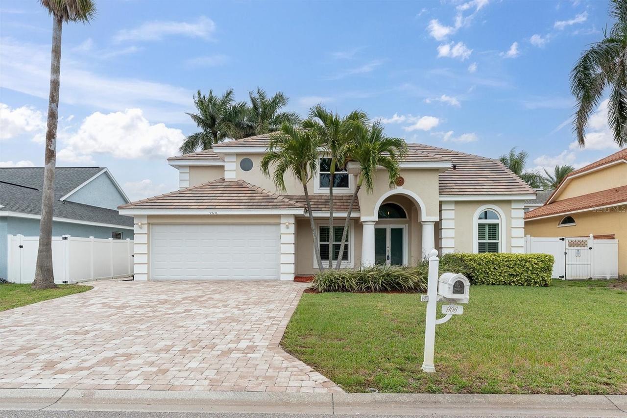 906 Landmark Cir., Tierra Verde, FL 33715