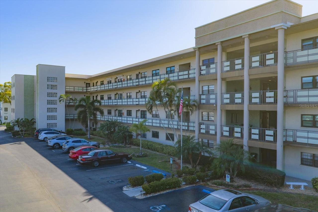 6080 80 St. #102, St Petersburg, FL 33709