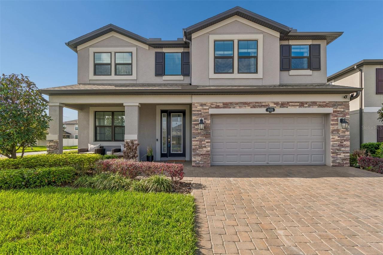 19328 Breynia Dr, Lutz, FL 33558