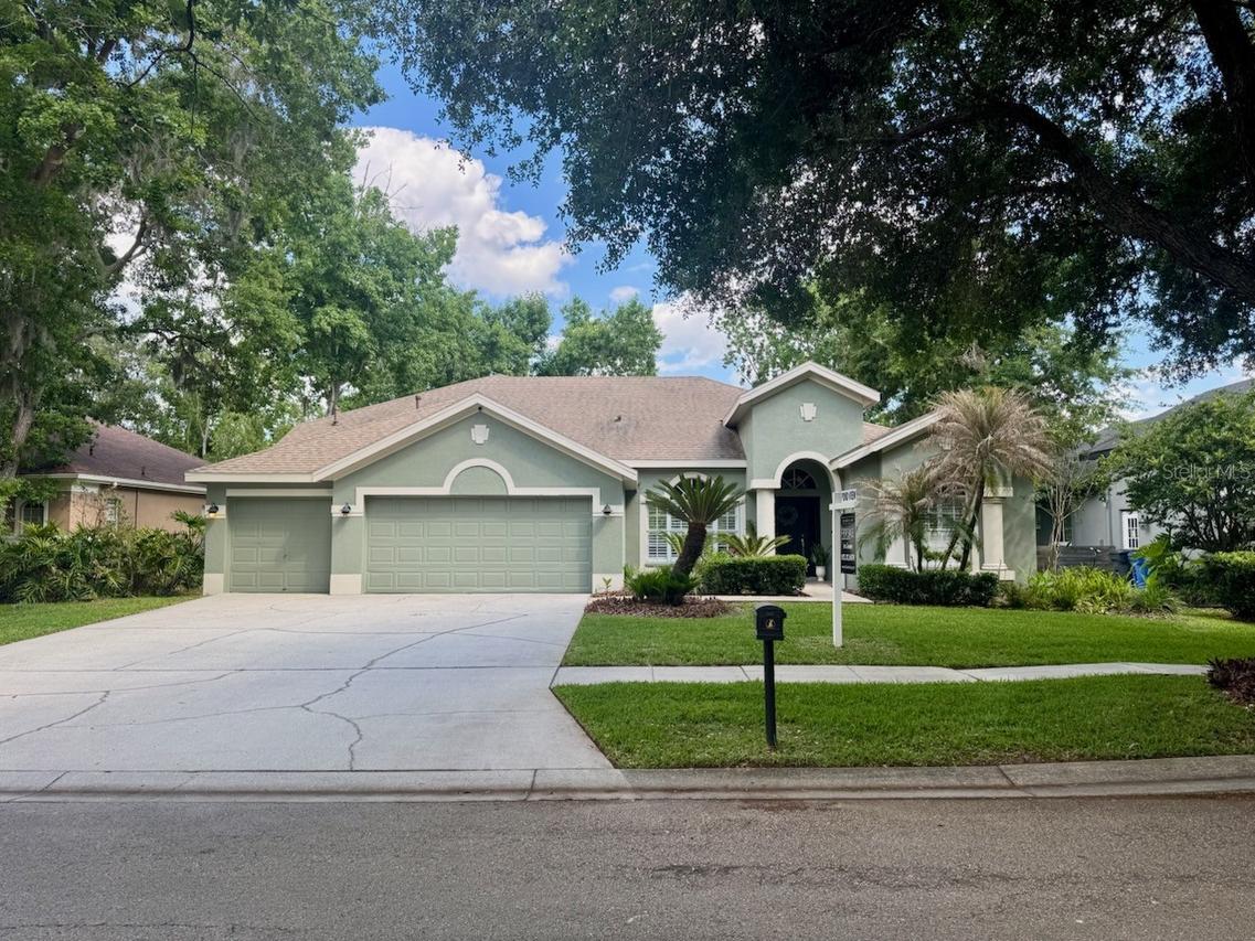 5622 Osprey Park Pl., Lithia, FL 33547