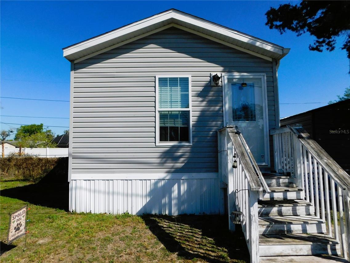 39143 Hillcrest Dr., Zephyrhills, FL 33542