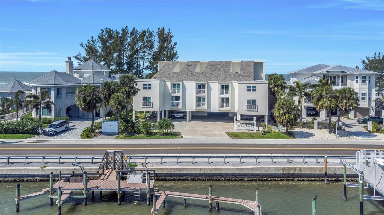 20204 Gulf Blvd. #9, Indian Shores, FL 33785