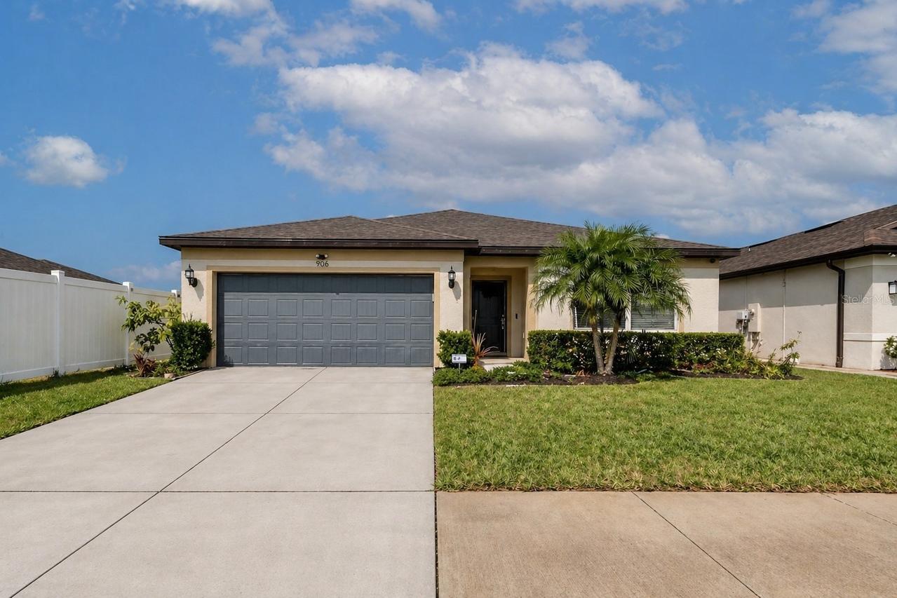 906 Swaying Sawgrass Ave., Ruskin, FL 33570