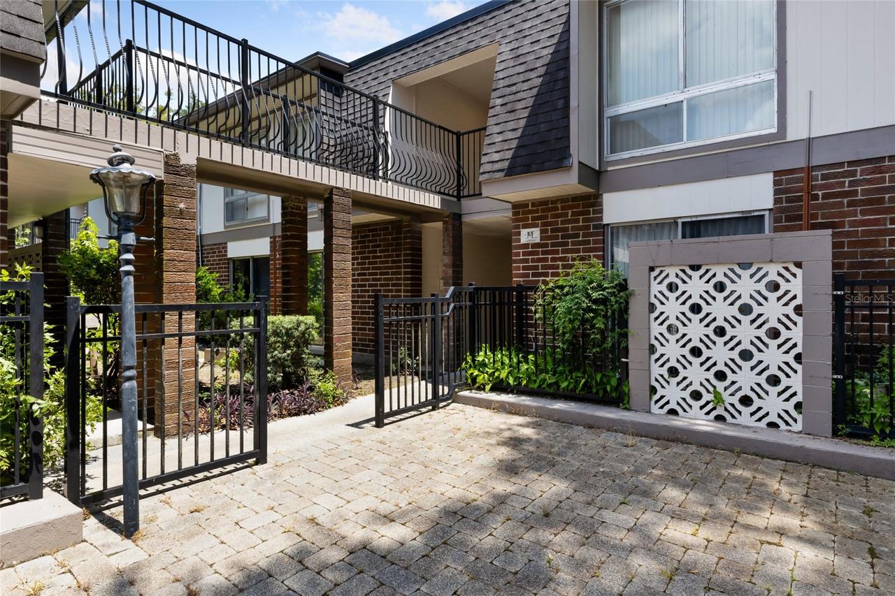 1700 SW 16th Ct. #M2, Gainesville, FL 32608