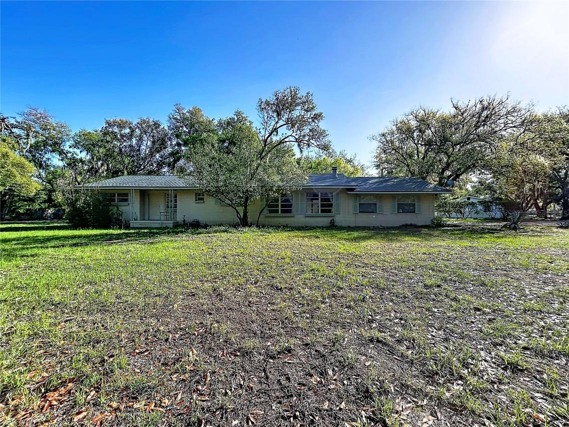 17902 Burnside Rd., Lutz, FL 33548