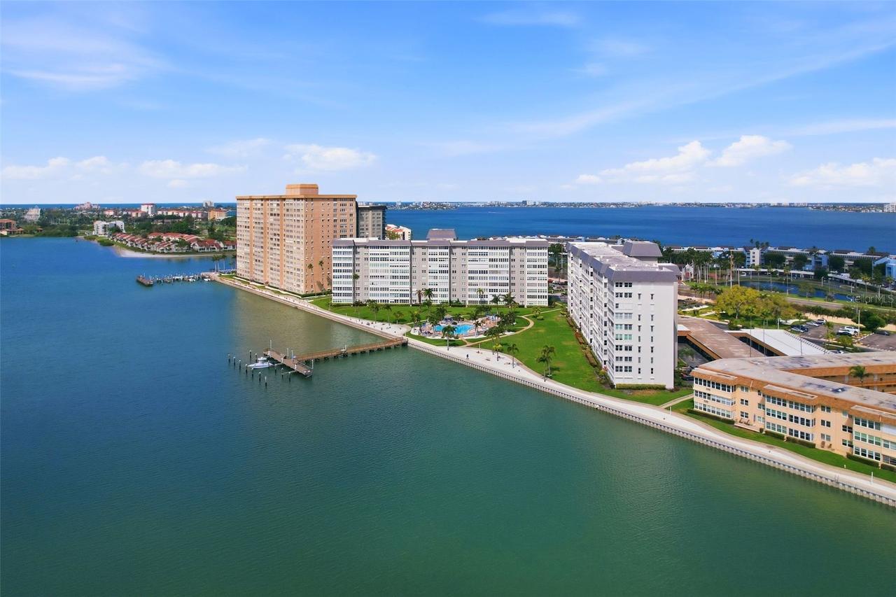 5108 Brittany Dr. #1006, St Petersburg, FL 33715