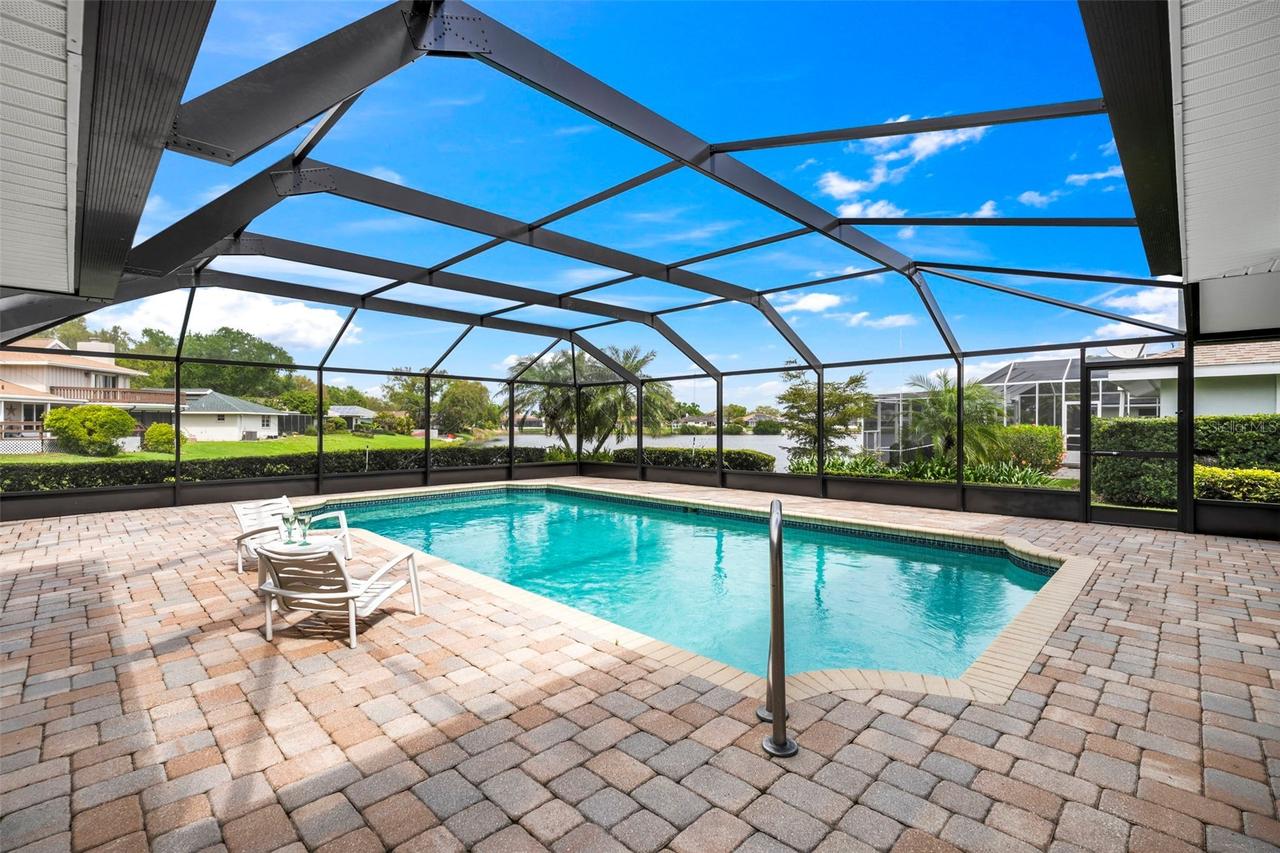 511 Riviera Bay Dr., St Petersburg, FL 33702