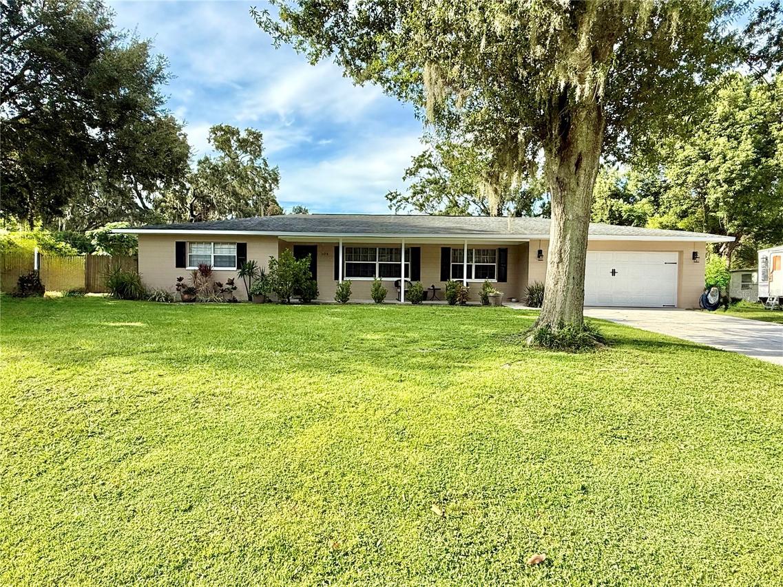 304 Bluebird Ave., Lakeland, FL 33809