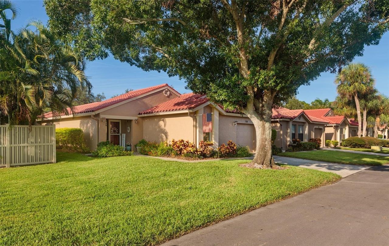 526 St Tropez Cir., St Petersburg, FL 33703