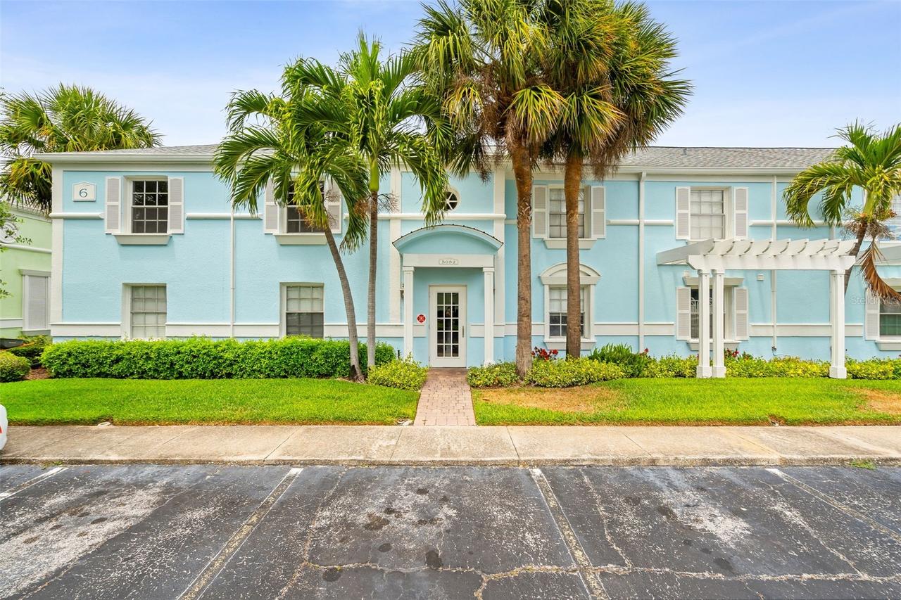 5052 Starfish Dr. #D, St Petersburg, FL 33705