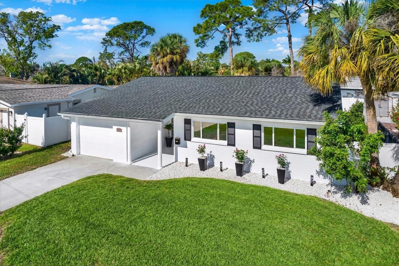 4510 NE Helena St., St Petersburg, FL 33703