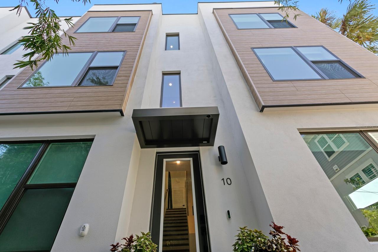 2506 W Cleveland St. #10, Tampa, FL 33609