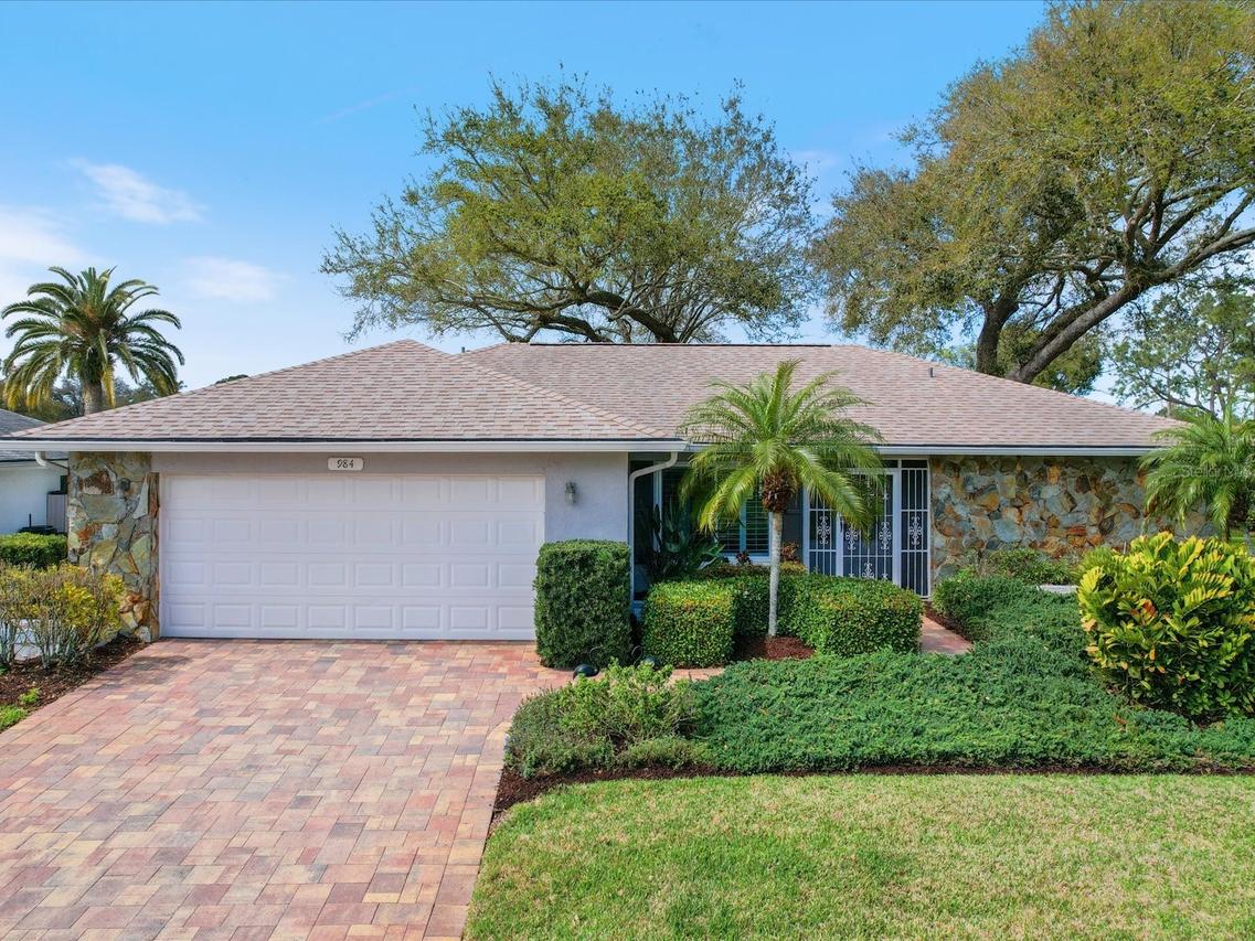984 Gillespie Dr., Palm Harbor, FL 34684