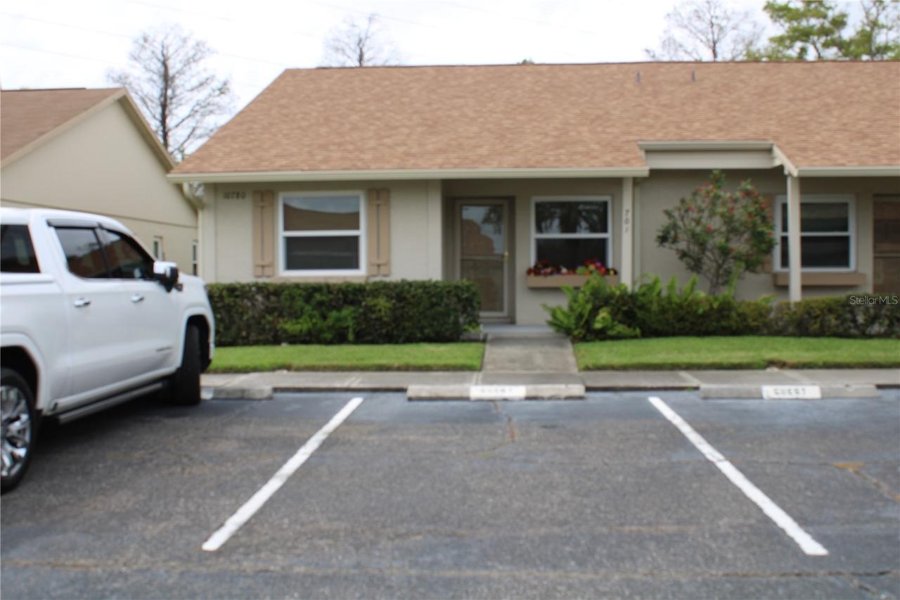 10780 43rd St. #701, Clearwater, FL 33762