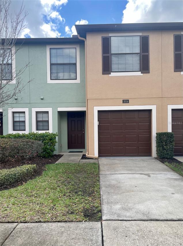 2634 Edgewater Falls Dr., Brandon, FL 33511