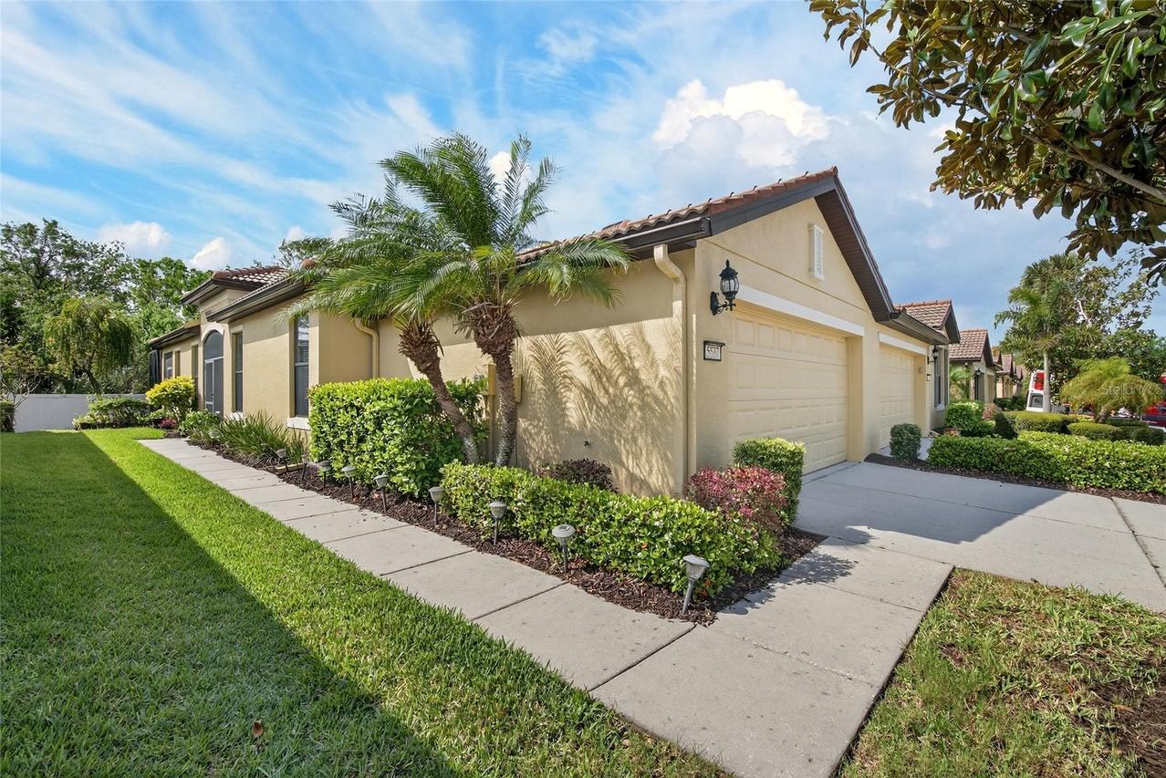 5537 Sunset Falls Dr., Apollo Beach, FL 33572