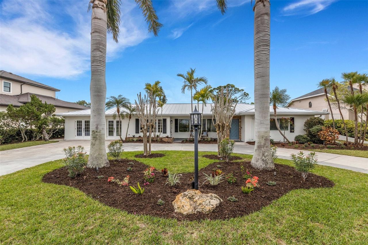 441 Bayshore Dr., Venice, FL 34285