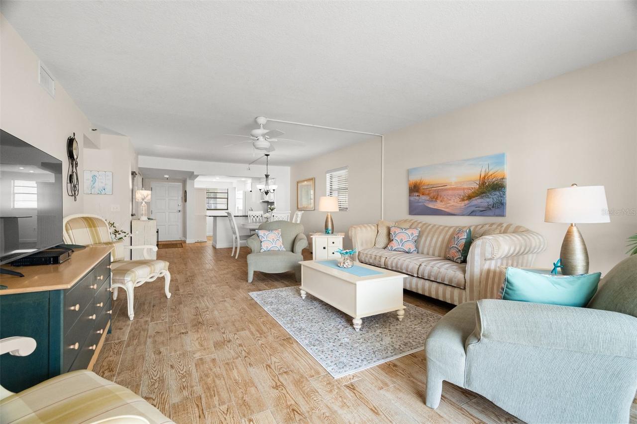 19531 Gulf Blvd. #414, Indian Shores, FL 33785