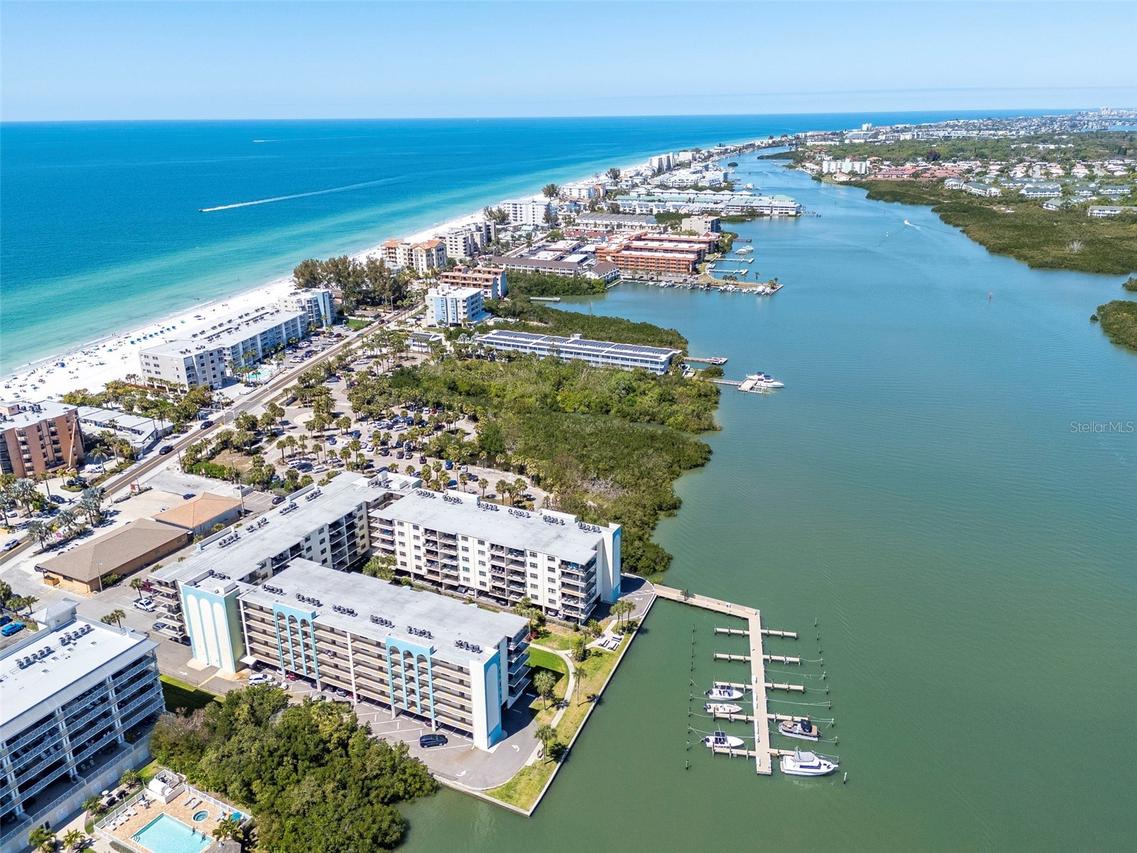 19531 Gulf Blvd. #414, Indian Shores, FL 33785