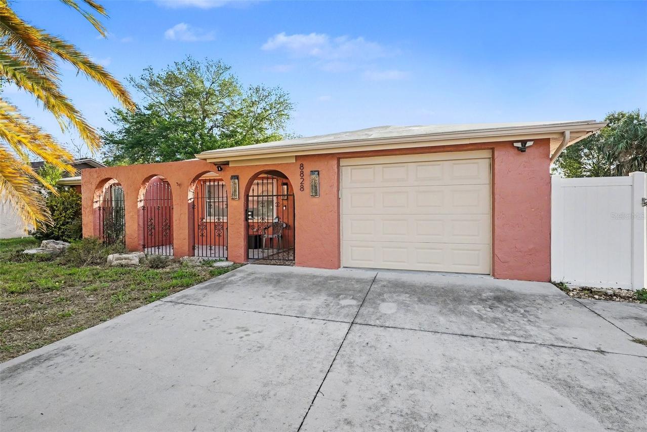 8828 Carmen Ln., Port Richey, FL 34668