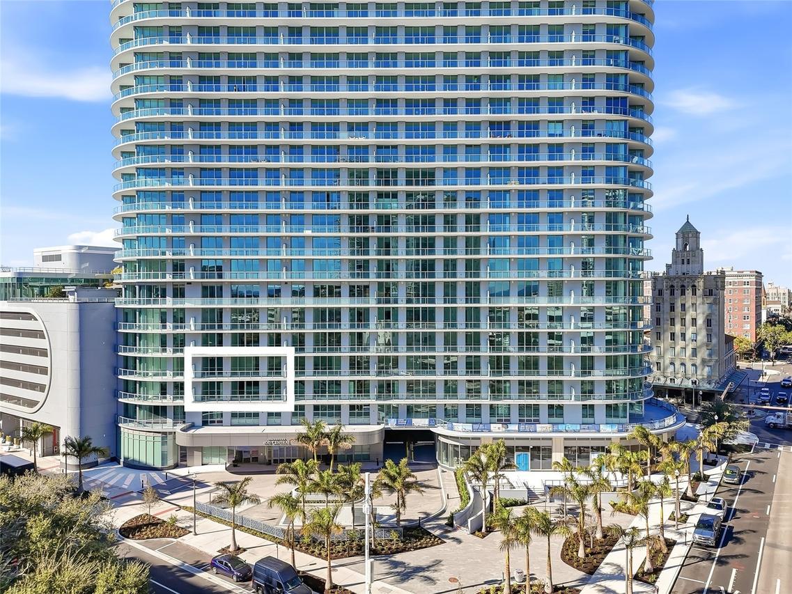 400 Central Ave. #303, St Petersburg, FL 33701