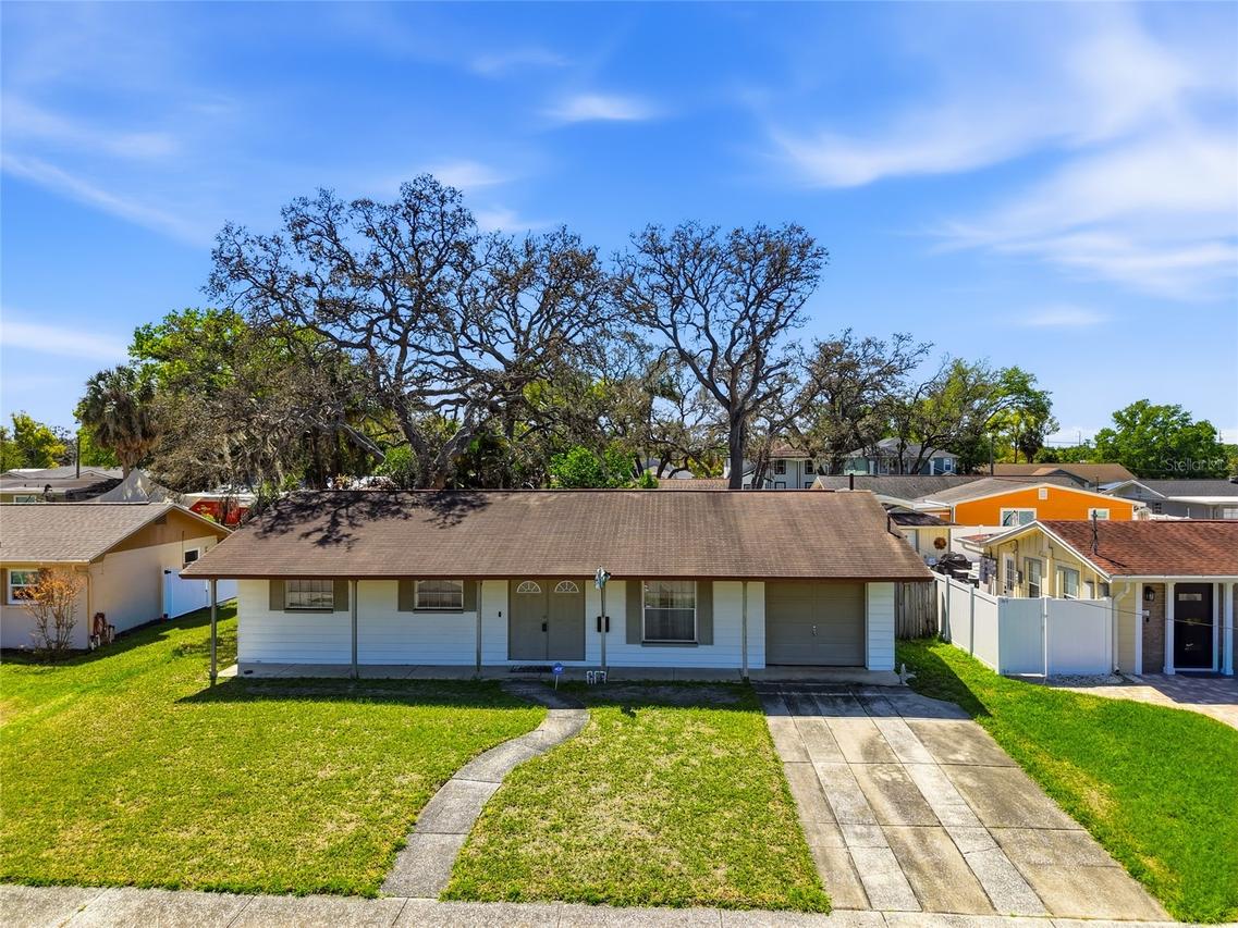 3312 W Burke St, Tampa, FL 33614