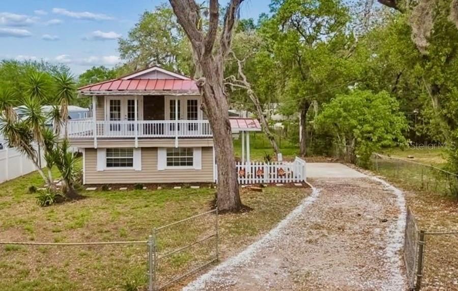 11945 Wanda Ave., New Port Richey, FL 34654