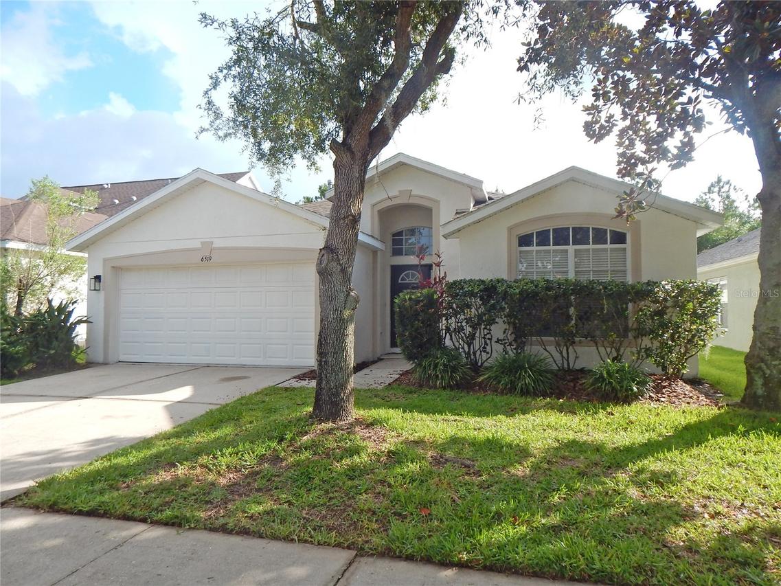6519 Bridgecrest Dr., Lithia, FL 33547