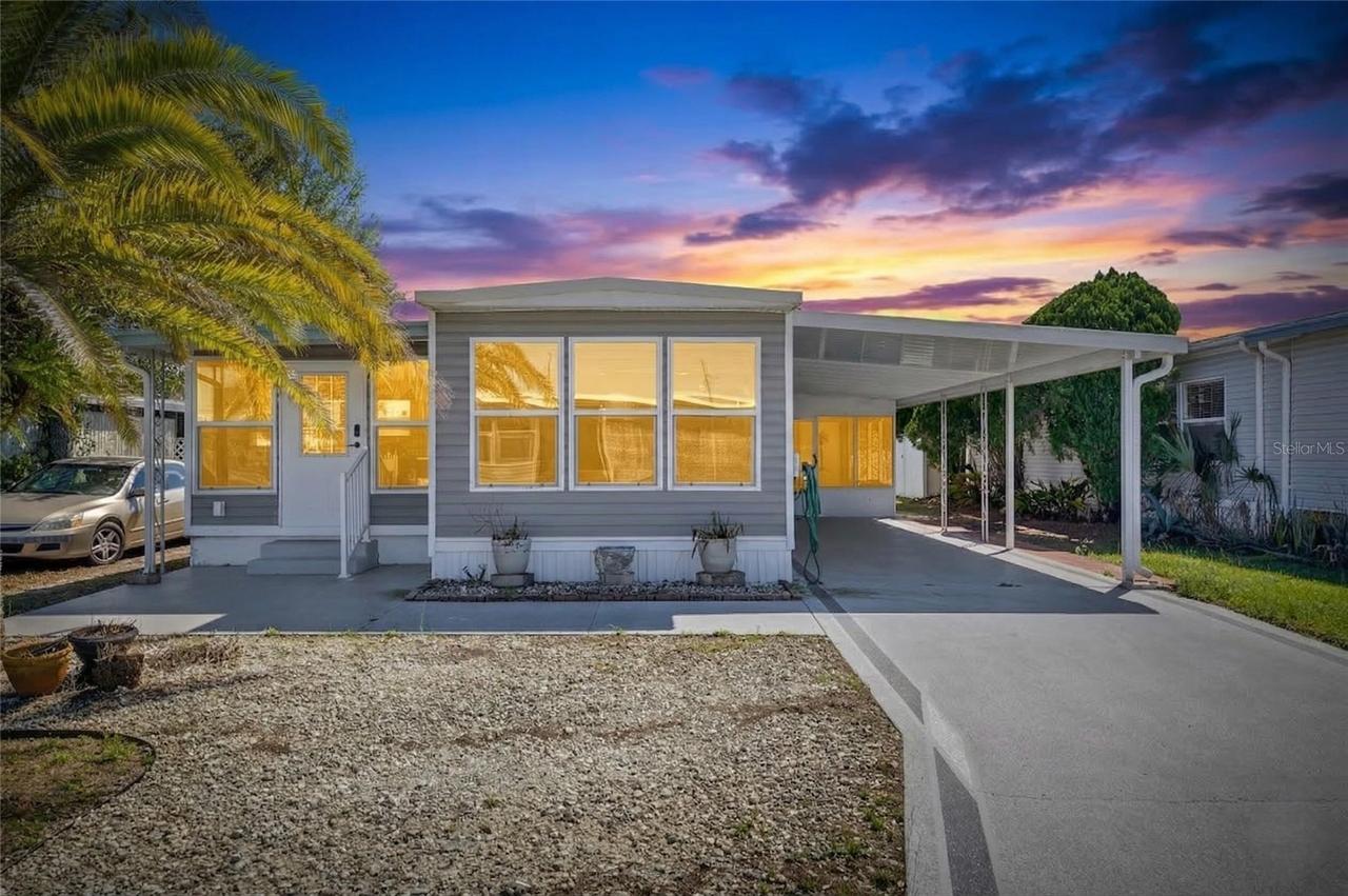 37036 8th Ave., Zephyrhills, FL 33542