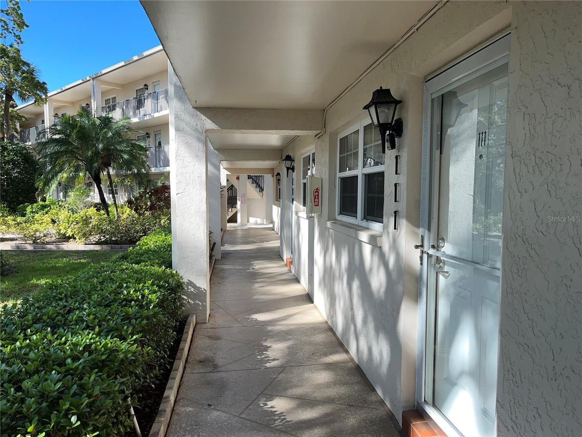 870 Virginia St. #111, Dunedin, FL 34698