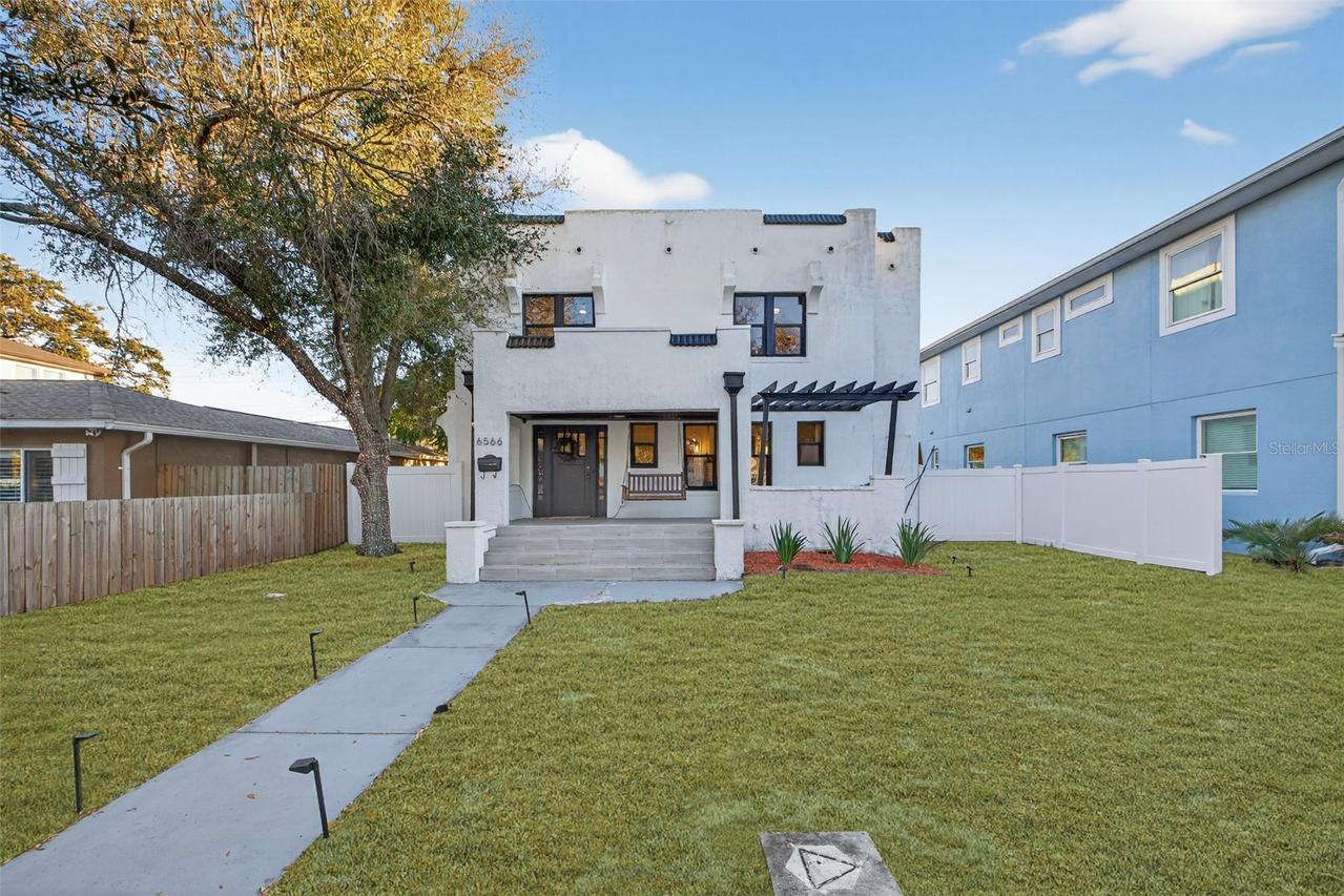 6566 1st Ave., St Petersburg, FL 33707