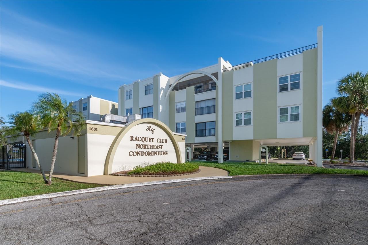 4651 1st St. #303, St Petersburg, FL 33703