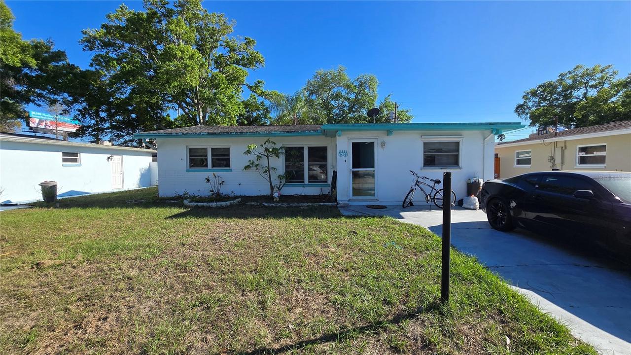 2221 Euclid Cir., Clearwater, FL 33764