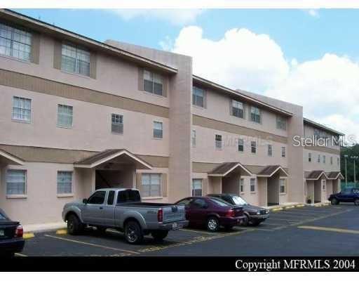 14470 Reuter Strasse Cir. #405, Tampa, FL 33613
