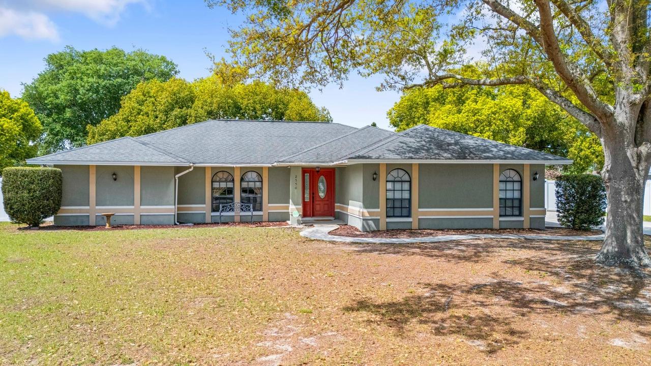 2550 Roslyn Ln., Lakeland, FL 33812