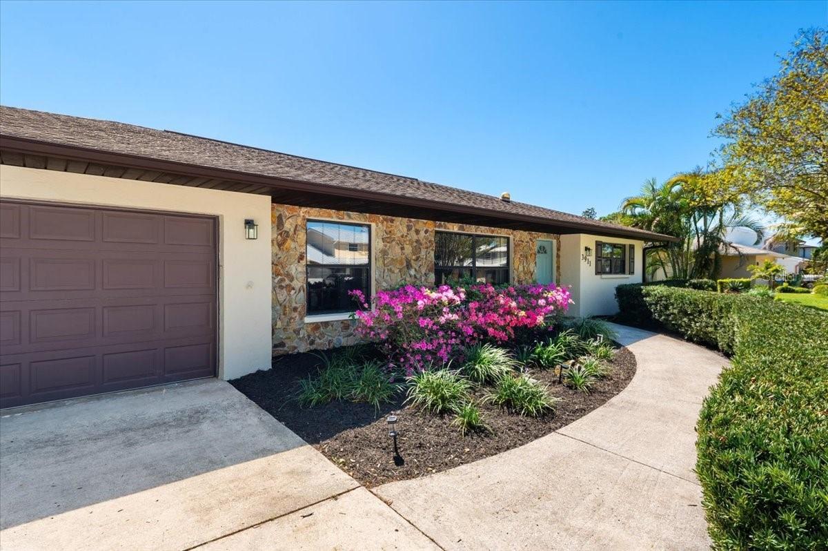 3911 24th Ave., Bradenton, FL 34205