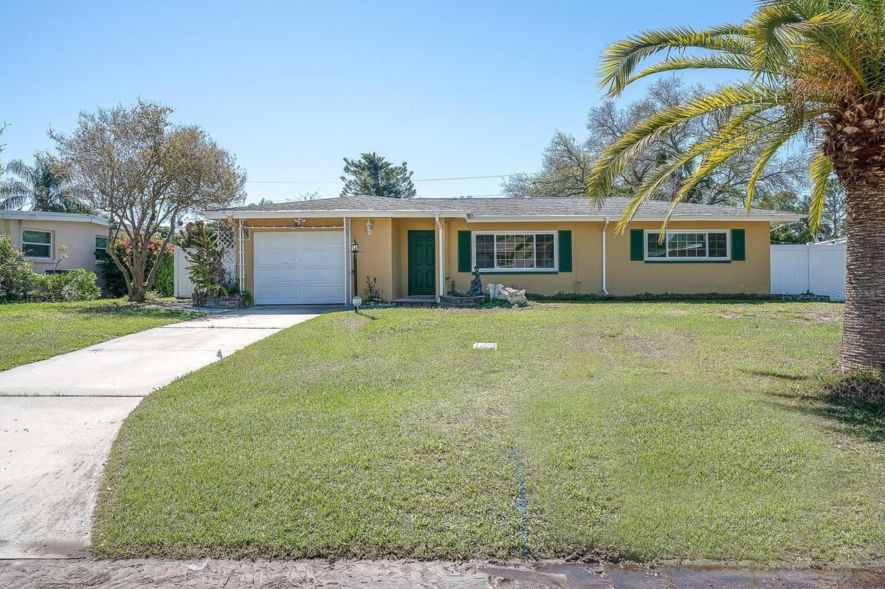 2214 Duncan Dr., Belleair Bluffs, FL 33770