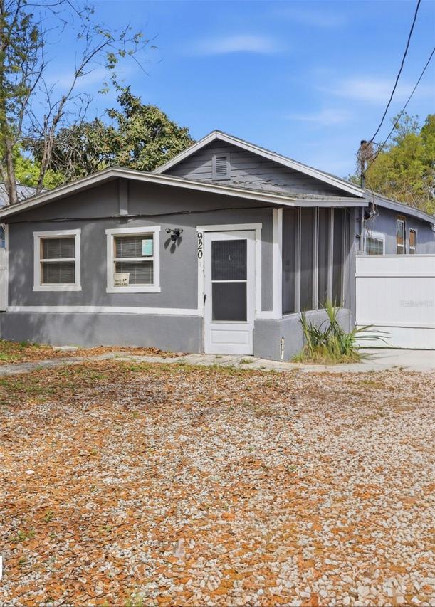 920 E Annie St., Tampa, FL 33612