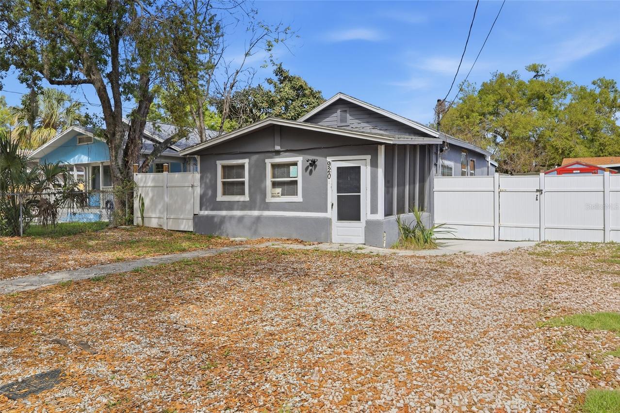 920 E Annie St., Tampa, FL 33612