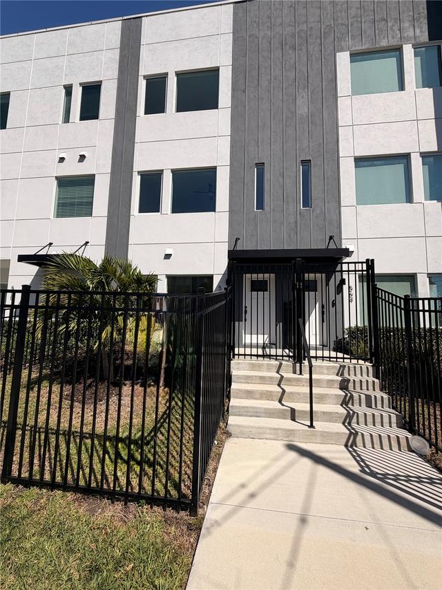 560 Dr Martin Luther King Jr St., St Petersburg, FL 33701