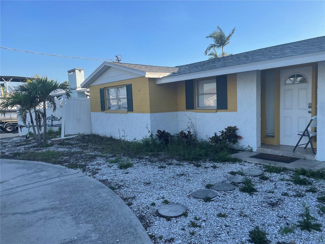 744 Gran Kaymen Way, Apollo Beach, FL 33572