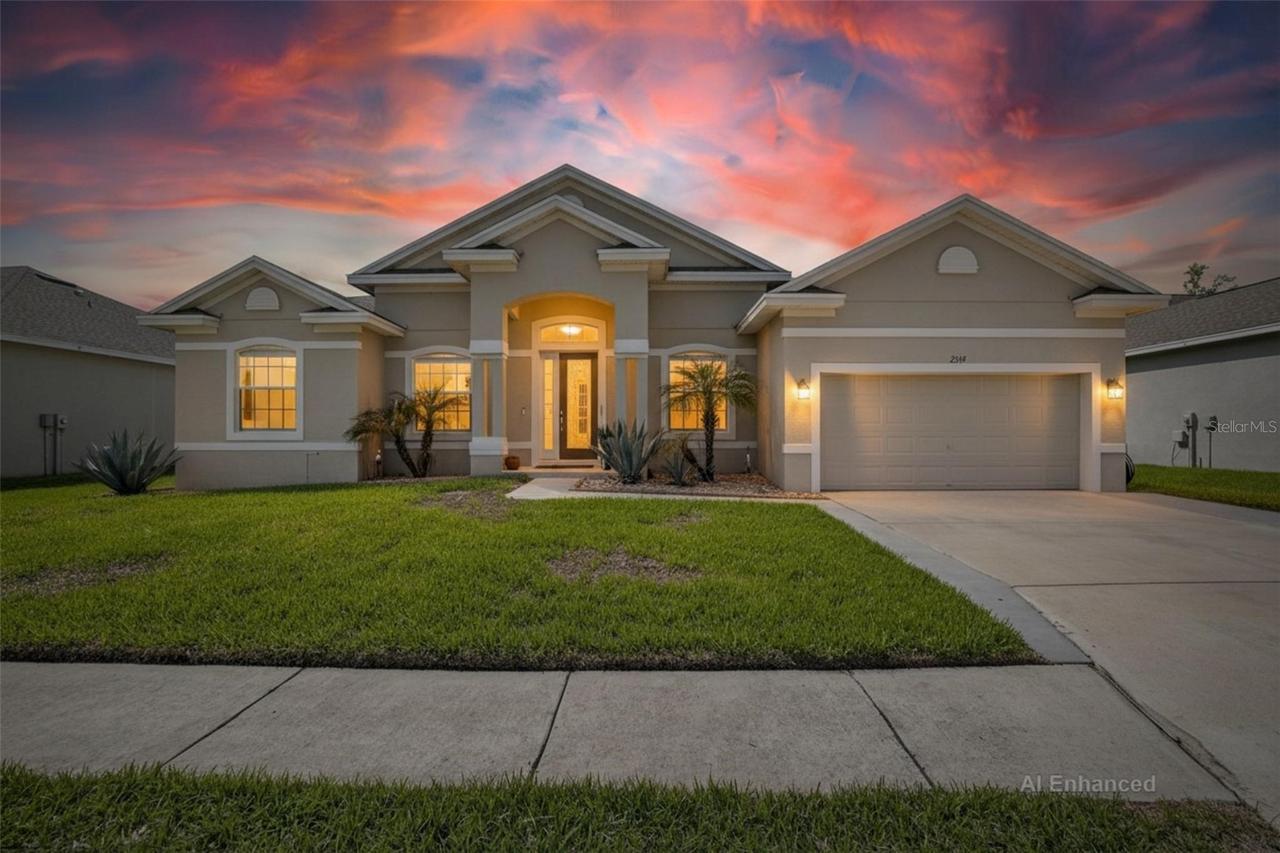 2334 Creeks Crossing Dr., Lakeland, FL 33810