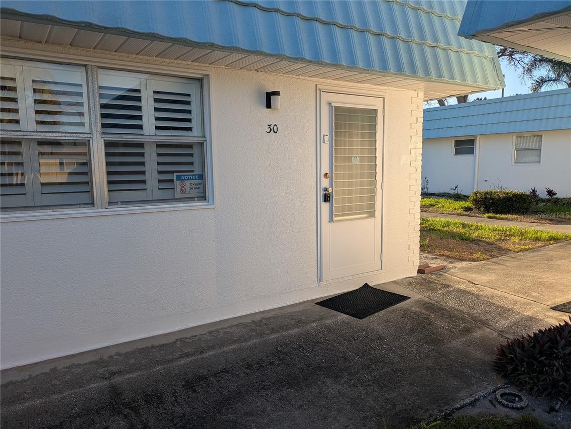 1801 Bedford Ln. #30, Sun City Center, FL 33573