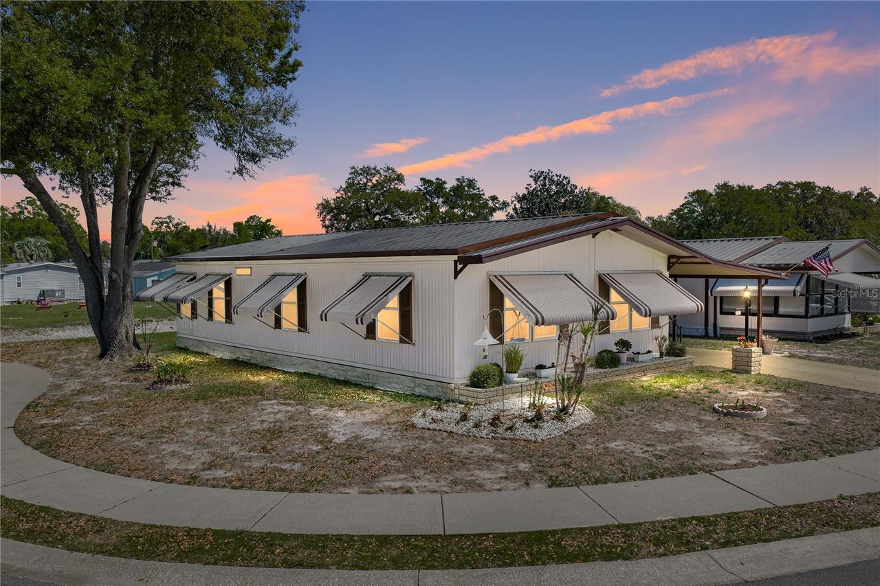 5556 Riviera Dr., Zephyrhills, FL 33541