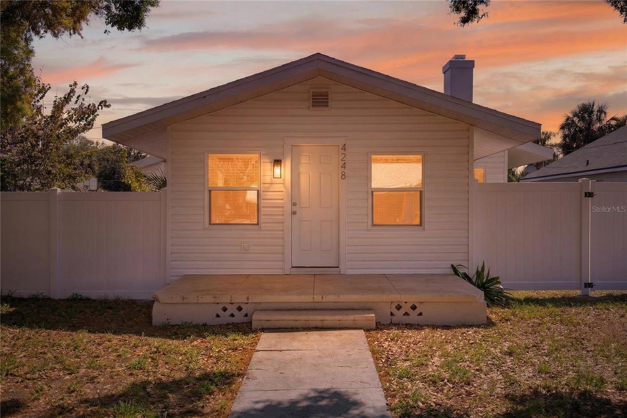 4248 4th Ave., St Petersburg, FL 33711