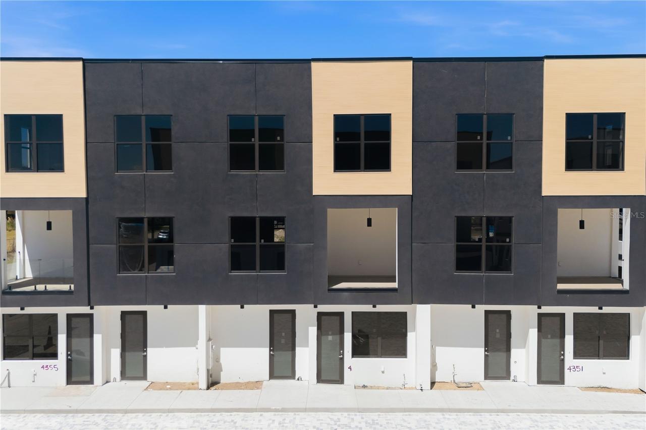 4353 Fontanarosa Village Ct., Tampa, FL 33614