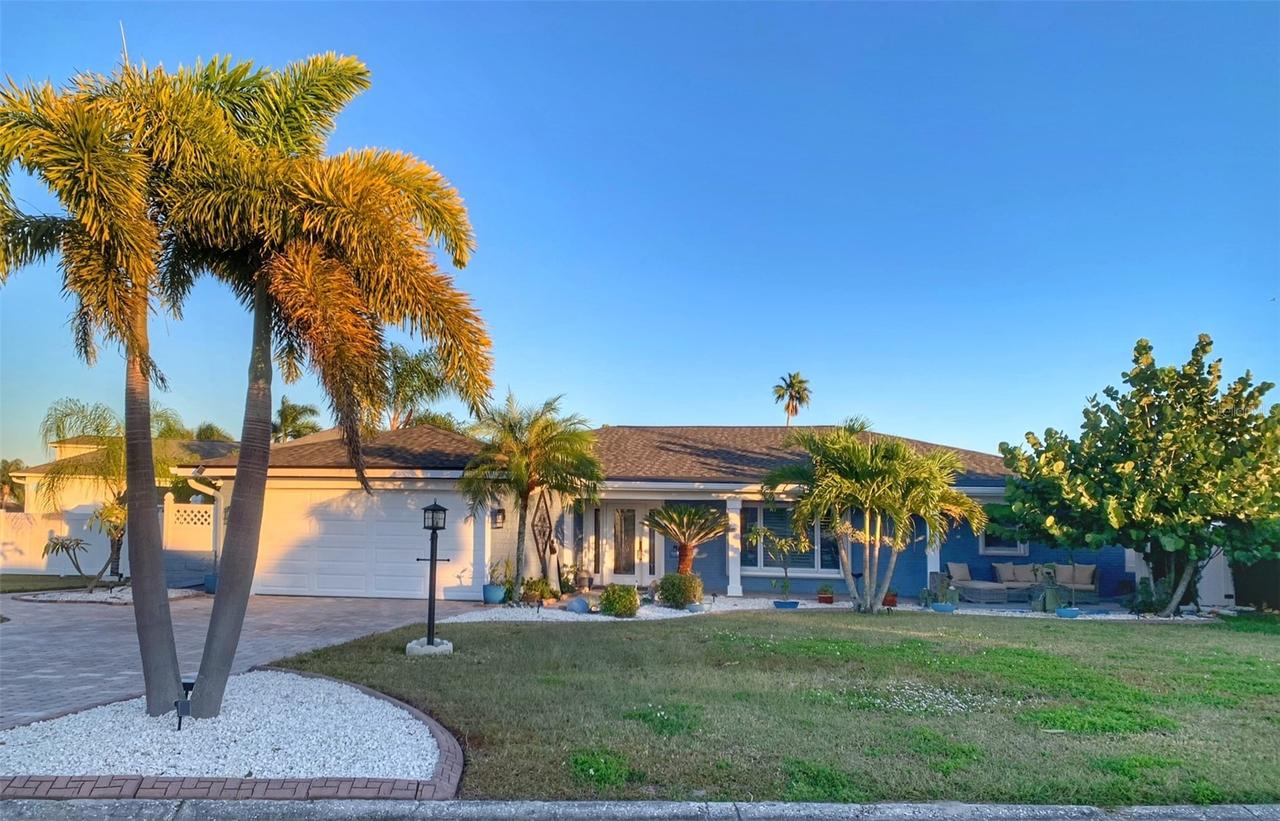 6317 Wisteria Lane, Apollo Beach, FL 33572